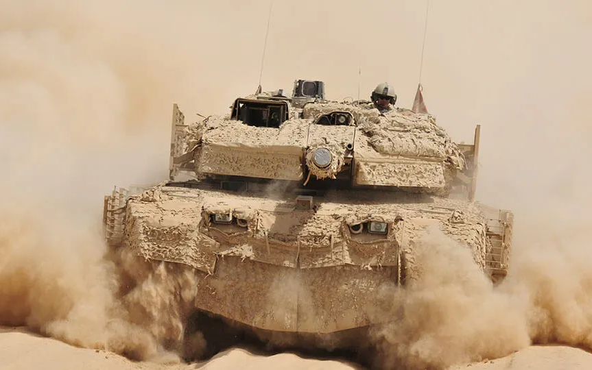 Shielded Field-Repairable Fuse Holder for the M1 Abrams Main Battle Tank